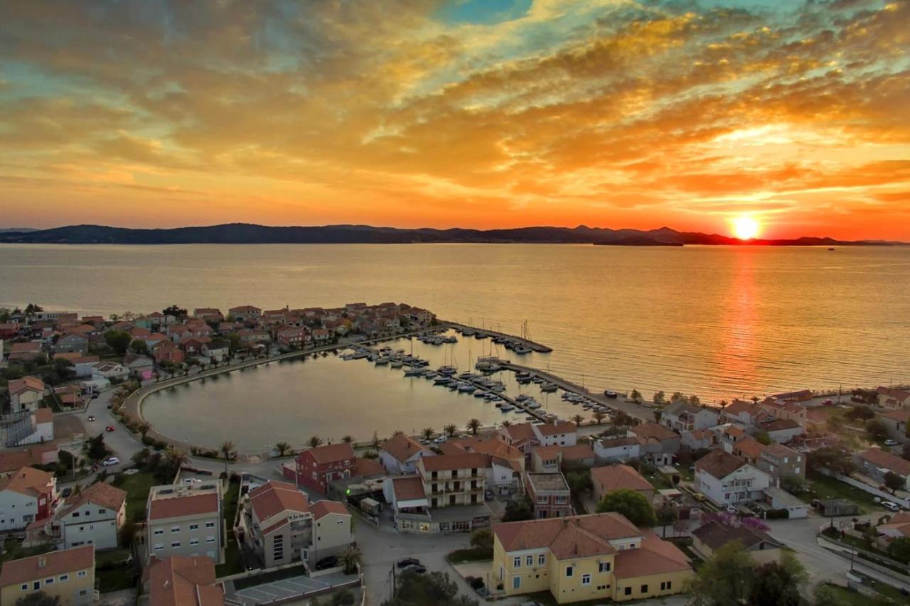 Apartments With A Parking Space Bibinje, Zadar - 681 Esterno foto